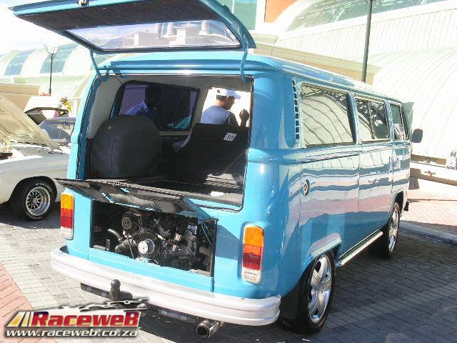 CanalWalkMotorShow037