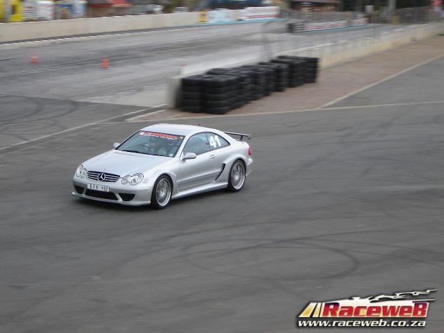 Ultimate-Street-Car2005