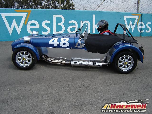 Ultimate-Street-Car2022