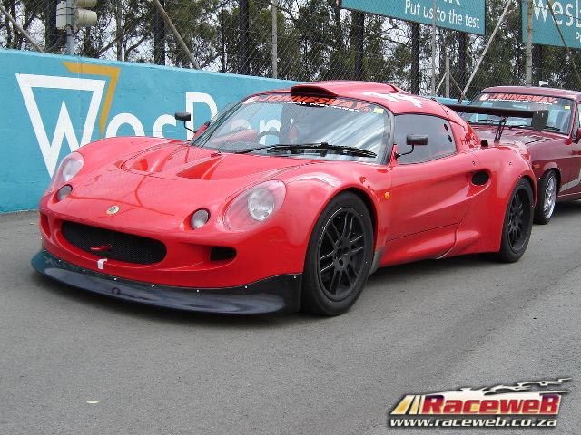 Ultimate-Street-Car2032