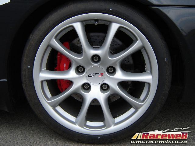 Ultimate-Street-Car2043