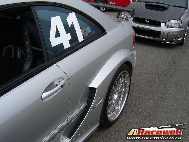 Ultimate-Street-Car2072