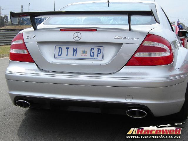 Ultimate-Street-Car2075