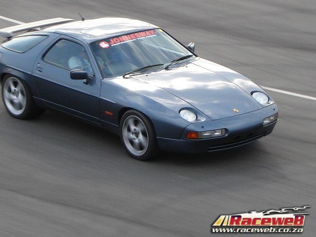 Ultimate-Street-Car2123