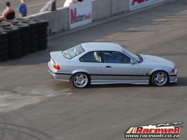 Ultimate-Street-Car2132