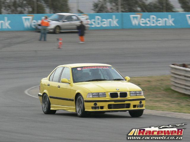 Ultimate-Street-Car2156