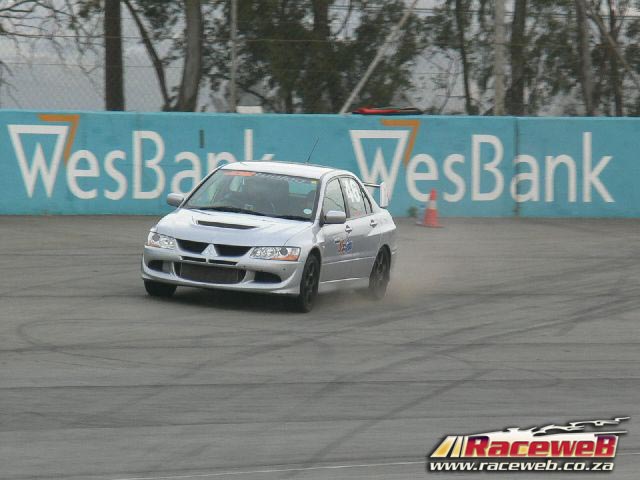 Ultimate-Street-Car2158