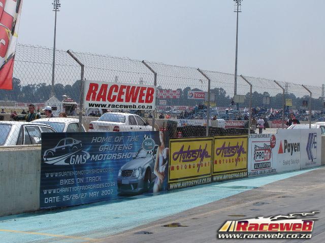 Ultimate-Street-Car2001