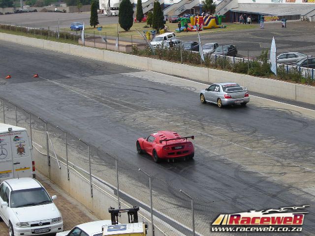 Ultimate-Street-Car2041