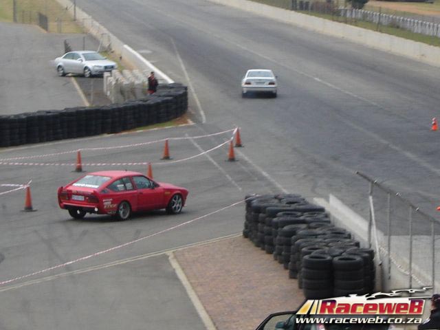 Ultimate-Street-Car2042