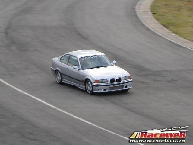 Ultimate-Street-Car2089