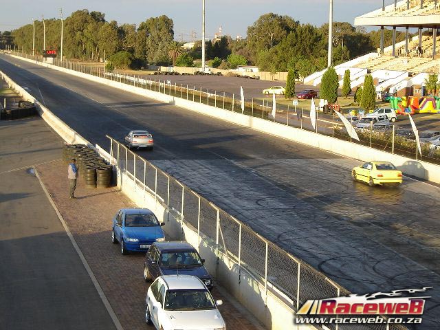 Ultimate-Street-Car2100