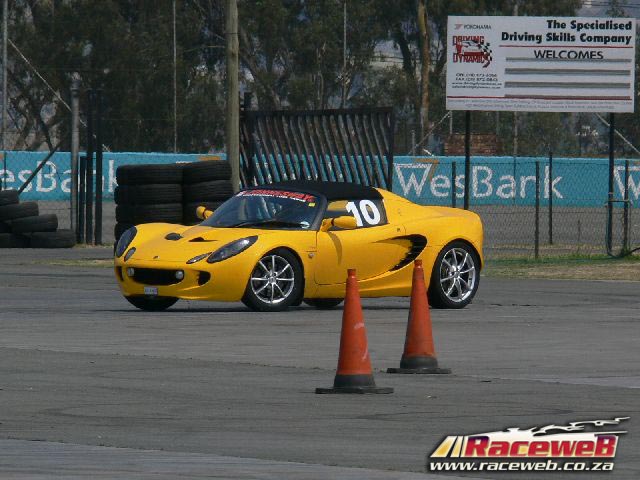 Ultimate-Street-Car2113