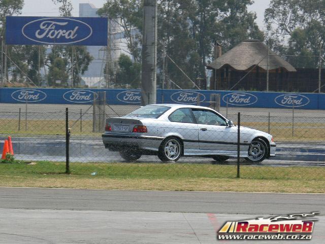 Ultimate-Street-Car2117