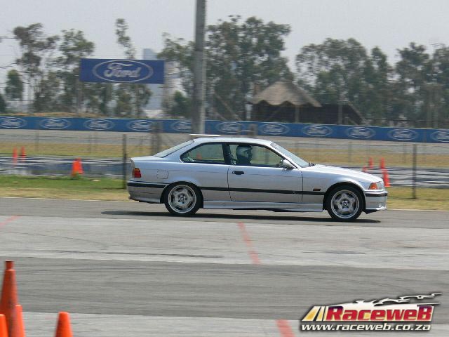 Ultimate-Street-Car2119