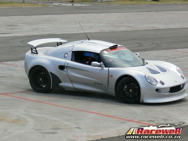 Ultimate-Street-Car2135