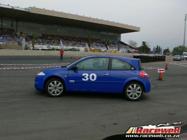 Ultimate-Street-Car2230