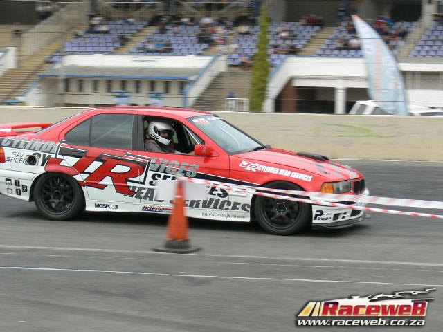 Ultimate-Street-Car2241