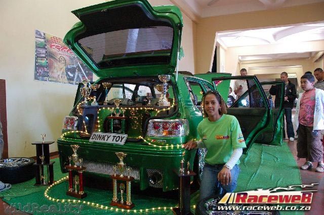 lord-of-the-bling-06_031