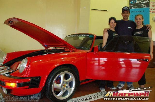 lord-of-the-bling-06_038