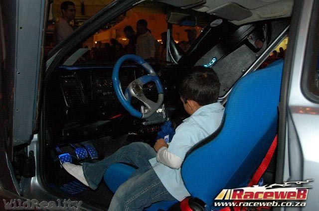 lord-of-the-bling-06_044