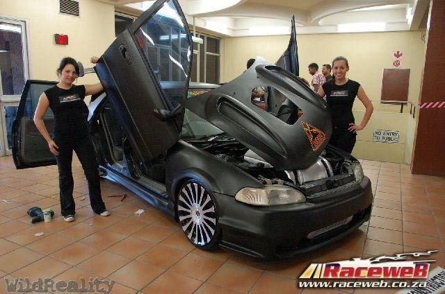 lord-of-the-bling-06_053