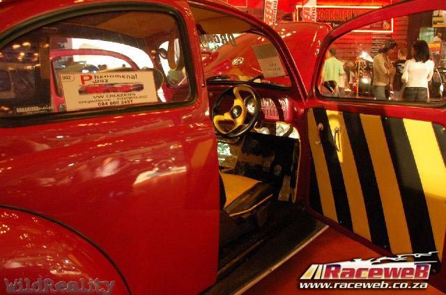 lord-of-the-bling-06_073