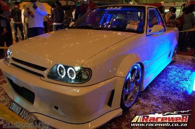 lord-of-the-bling-06_082