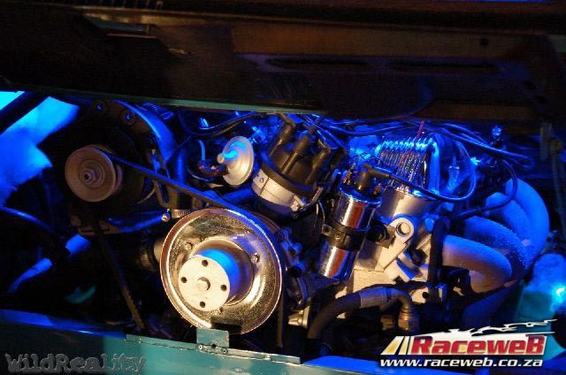 lord-of-the-bling-06_086