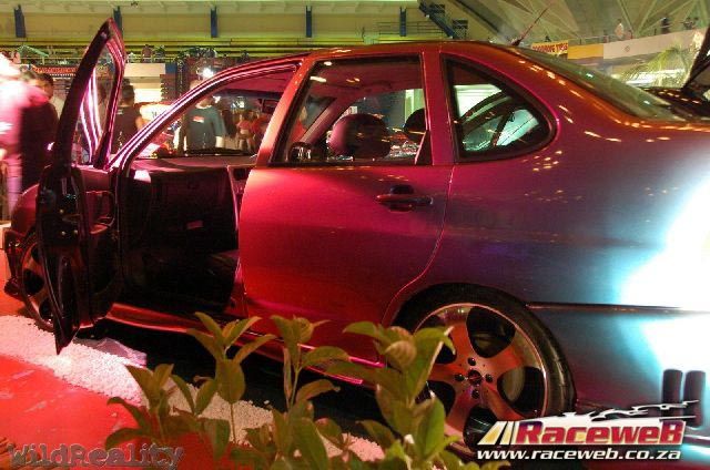 lord-of-the-bling-06_096