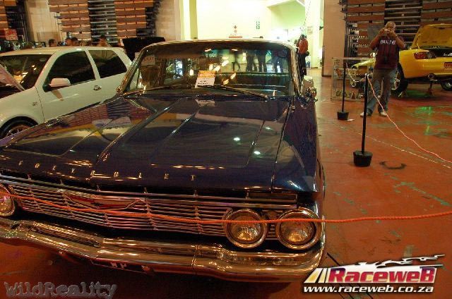 lord-of-the-bling-06_102