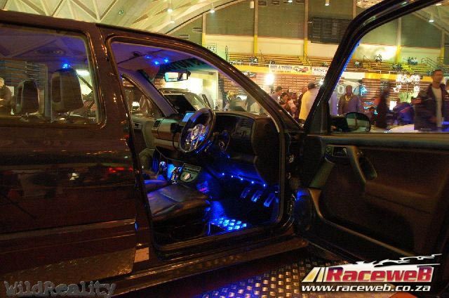 lord-of-the-bling-06_118