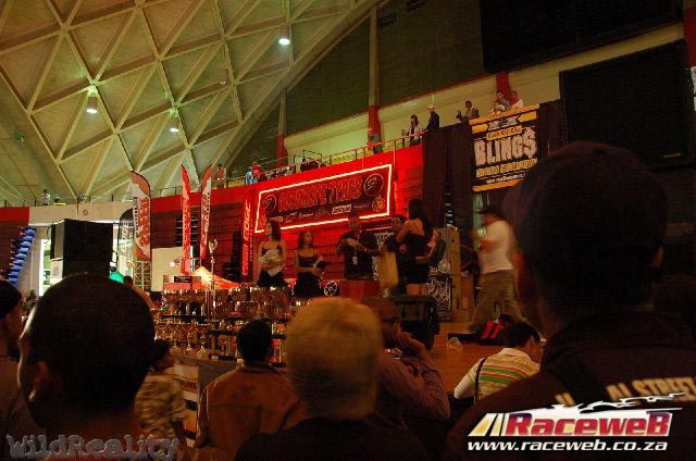 lord-of-the-bling-06_126