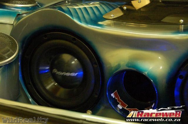 lord-of-the-bling-06_134