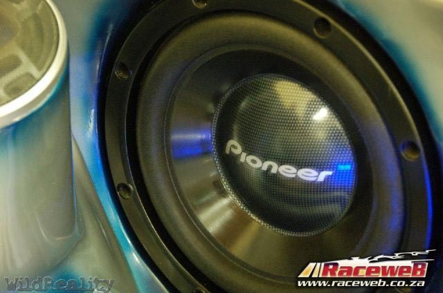 lord-of-the-bling-06_135