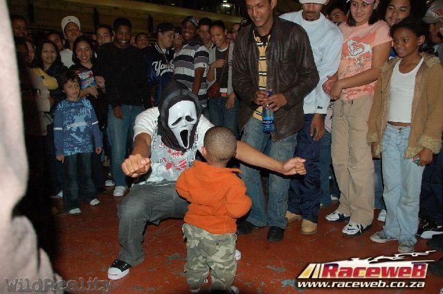 lord-of-the-bling-06_141