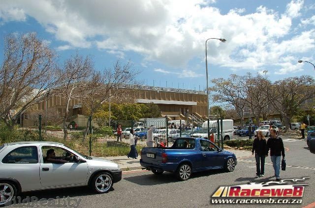 lord-of-the-bling-06_142