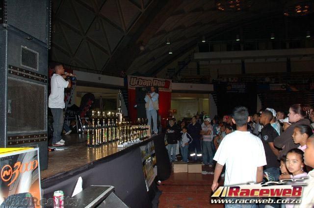 lord-of-the-bling-06_147