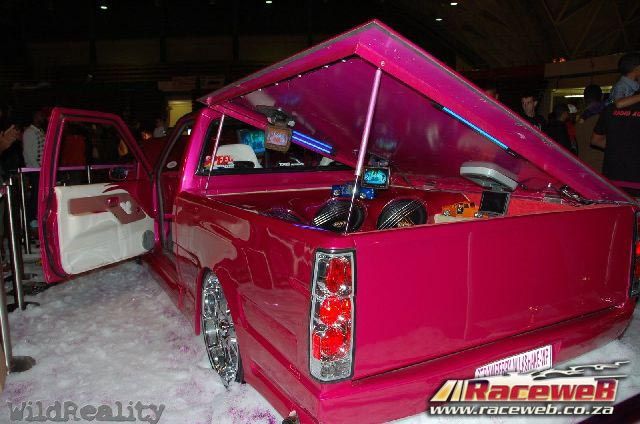 lord-of-the-bling-06_154