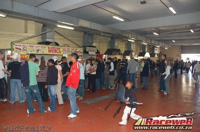 lord-of-the-bling-06_177