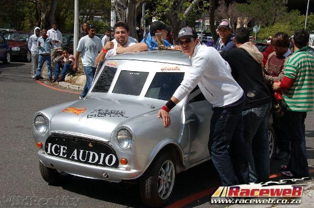 lord-of-the-bling-06_178