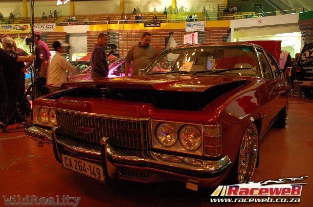 lord-of-the-bling-06_180