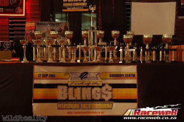 lord-of-the-bling-06_196