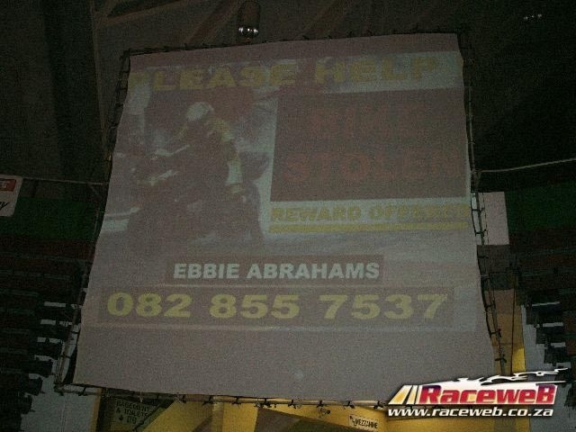 lord-of-the-bling-06_205