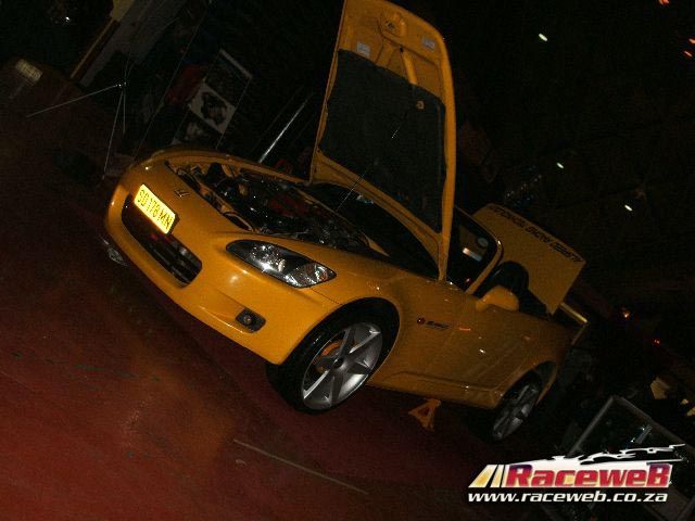 lord-of-the-bling-06_206