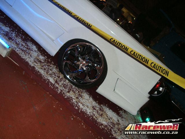 lord-of-the-bling-06_209