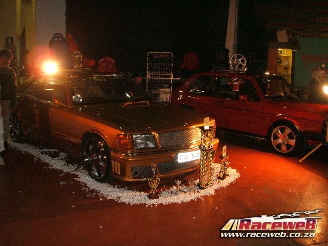 lord-of-the-bling-06_212