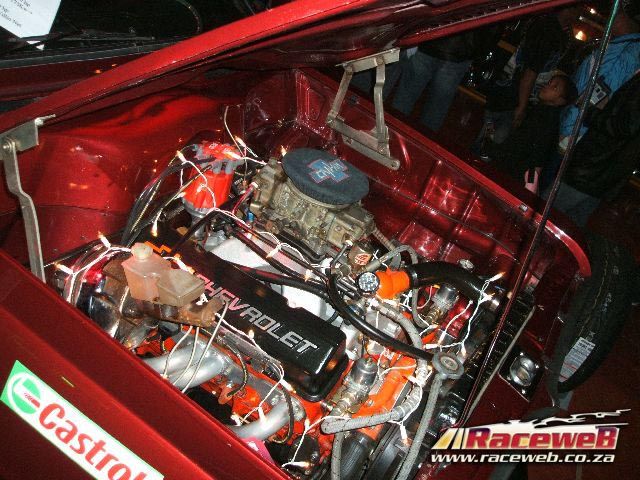 lord-of-the-bling-06_216