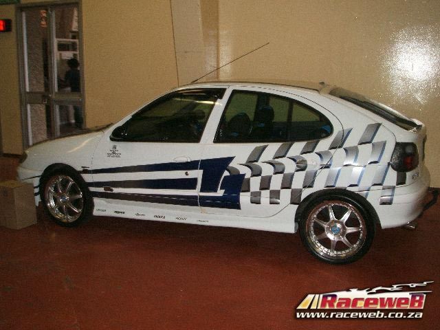 lord-of-the-bling-06_228