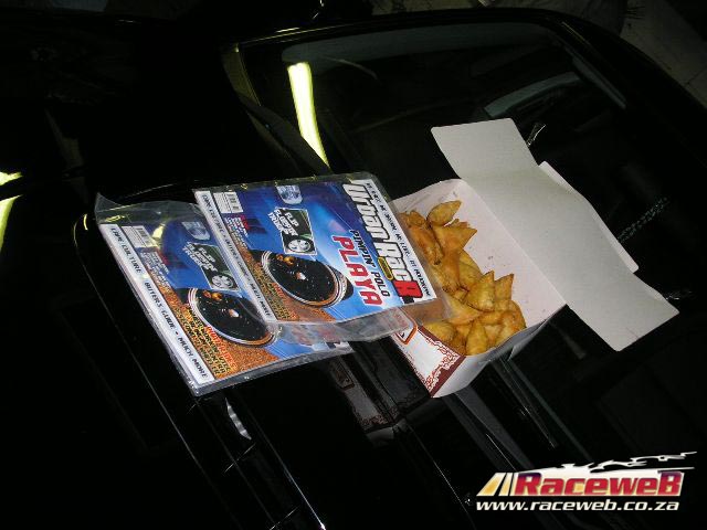 Urban_RacR_HookUp02-08-06-007